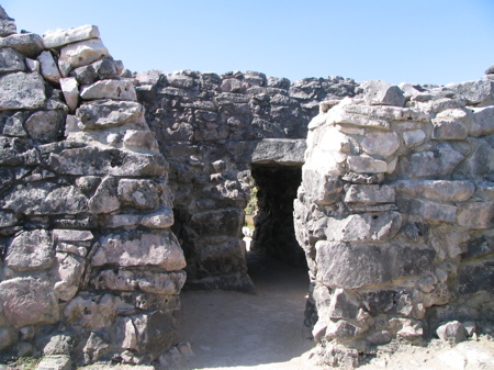 Tulum ruins gateway out Tulum ruins gateway out