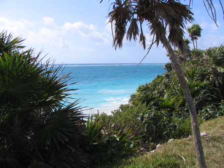 Ocean view at Tulum ruins Ocean view at Tulum ruins