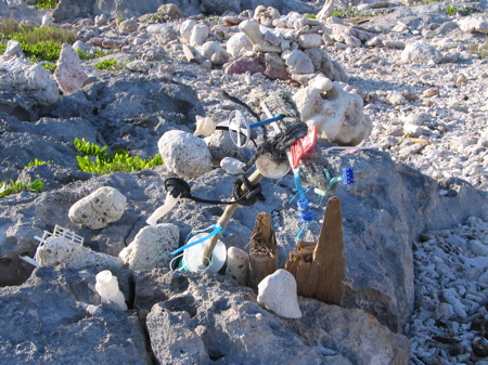 A comment on human flotsam A comment on human flotsam